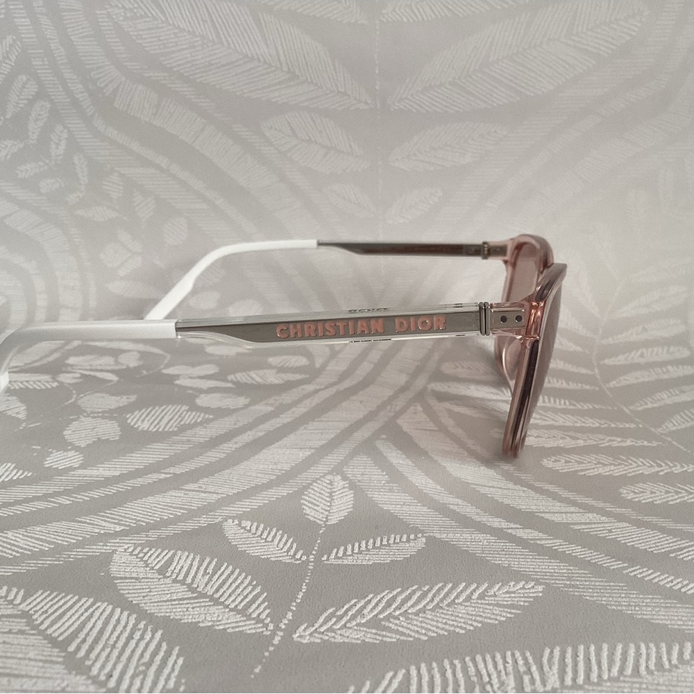 NEW Authentic DiorTag SU 40E0 Clear Pale Pink Sunglasses - Picture 3 of 16